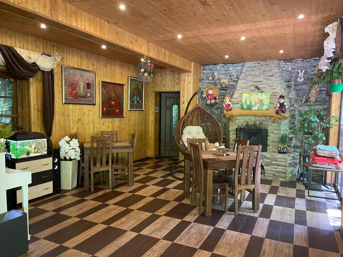 Grunok (Adults Only) Hotel Pilipets Ngoại thất bức ảnh